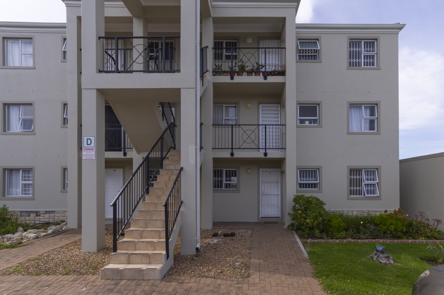 2 Bedroom Property for Sale in Heritage Park Western Cape